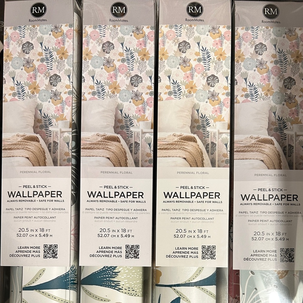 NWT 4 Rolls- RoomMates Perennial Floral Peel and Stick Wallpaper